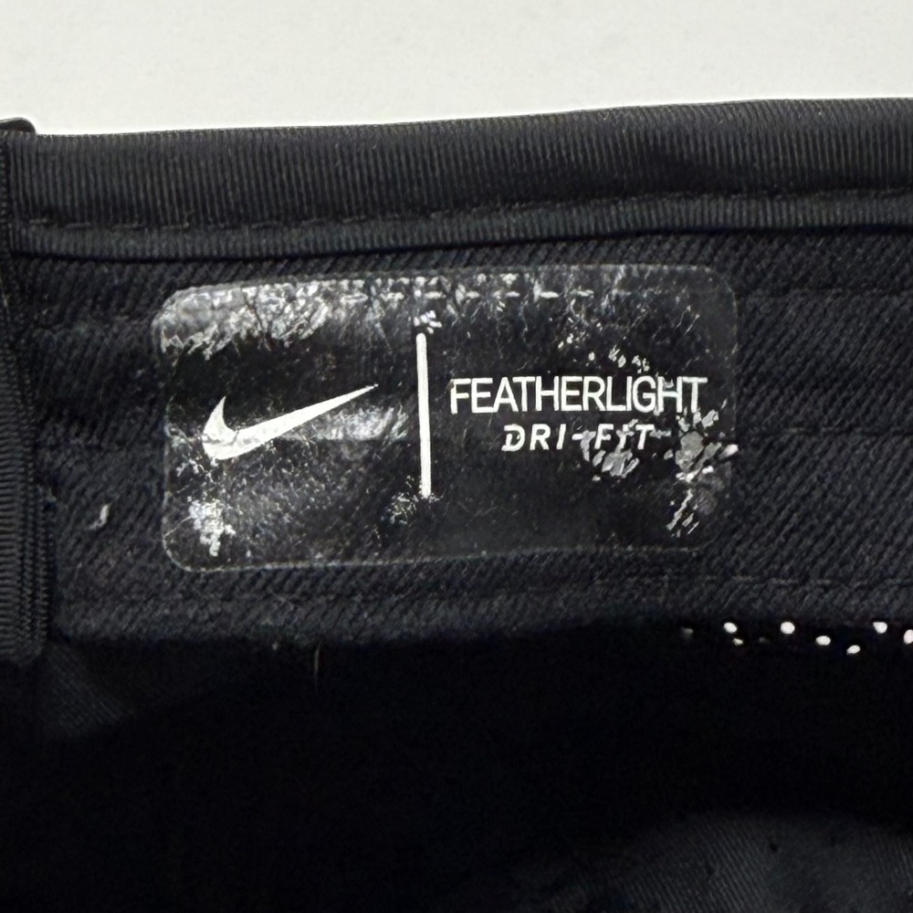 Nike Featherlight Dri-FIT Running Hat Black Adjustable Performance Cap OSFM - Picture 10 of 13